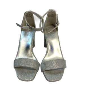 New / Like New Naturalizer Joy-Glitz Sparkly Silver Platform Dress Sandals 8.5